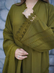 Sapphire - Winter 3PC Dhanak Embroidered Suit - BN33130