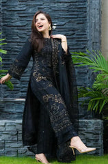 BN515-NISA -WINTER 3PC Khaddar Embroidered Shirt With Chiffon Embroidered Dupatta